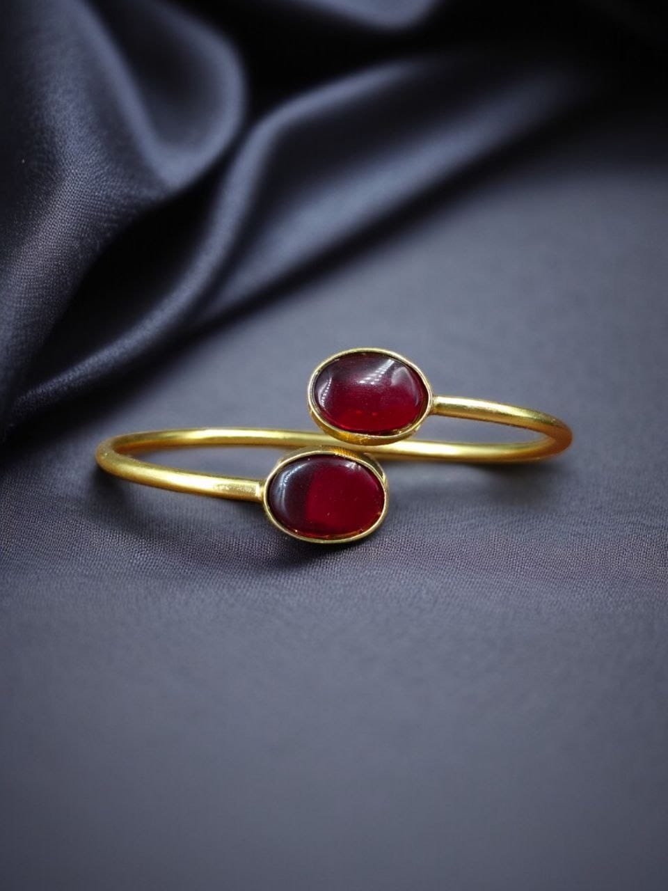 Traditional Ethnic Gold Plated Bangle With Monalisa Stone – Unique Stylish & Lightweight