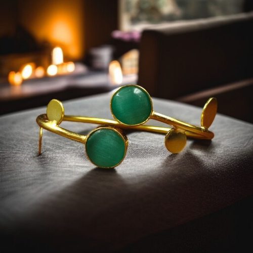 Contemporary Style Gold Plated Bangle Monalisa Stone – Perfect For Office & Casual Outfits