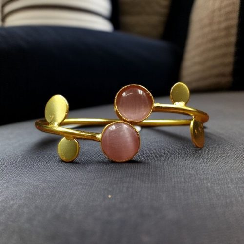 Contemporary Style Gold Plated Bangle Monalisa Stone – Perfect For Office & Casual Outfits