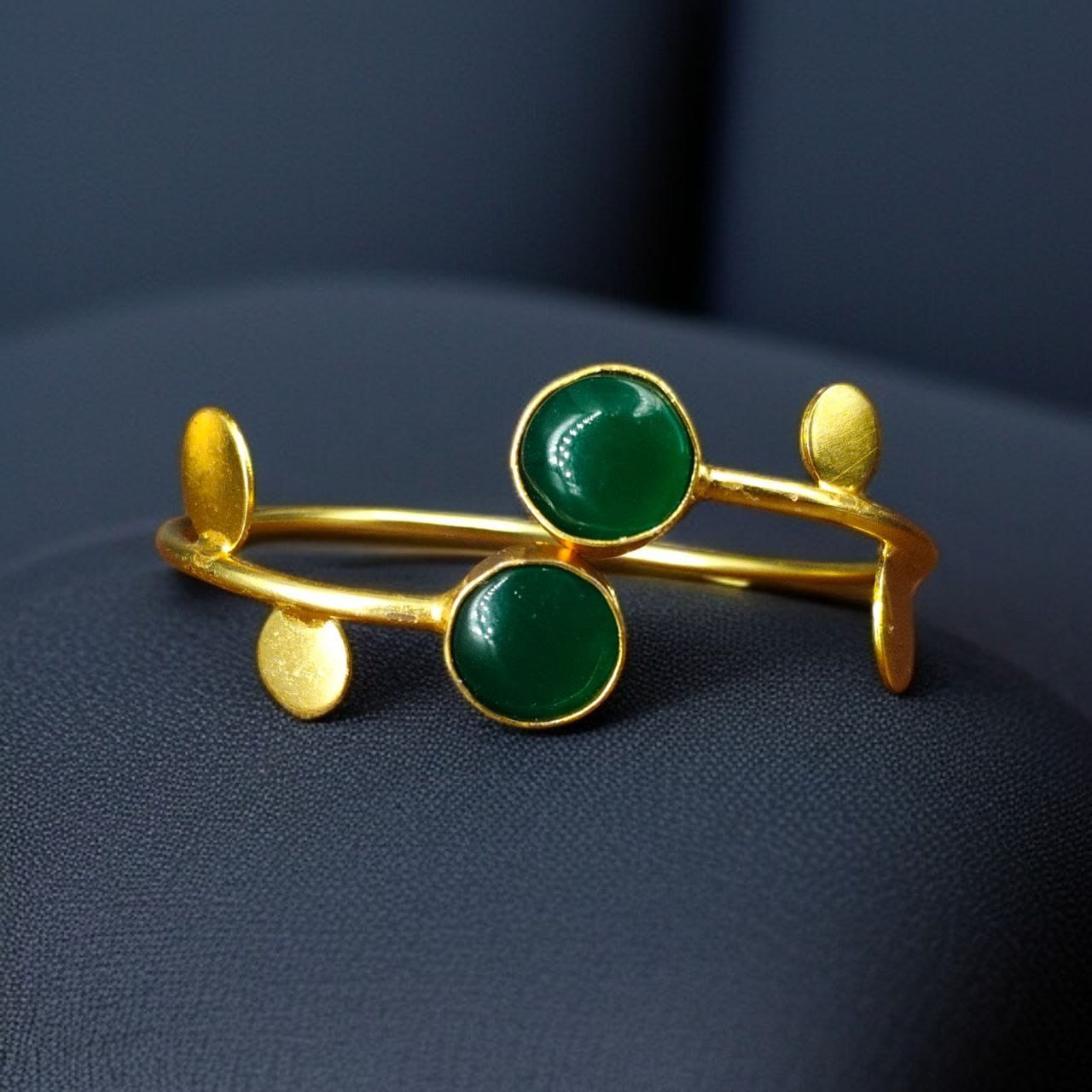 Contemporary Style Gold Plated Bangle Monalisa Stone – Perfect For Office & Casual Outfits
