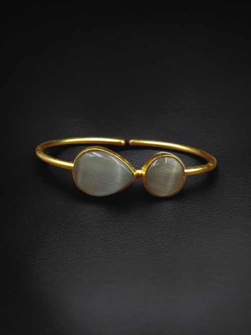 Fashionable Gold Plated Bracelet With Best Monalisa Stone – Casual Wear Jewelry