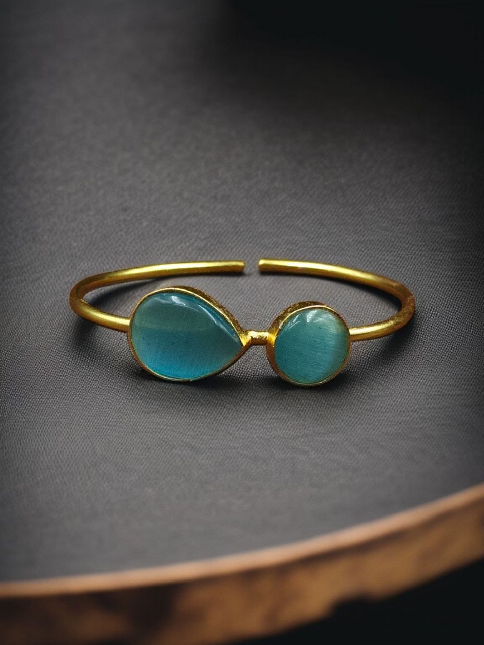 Fashionable Gold Plated Bracelet With Best Monalisa Stone – Casual Wear Jewelry